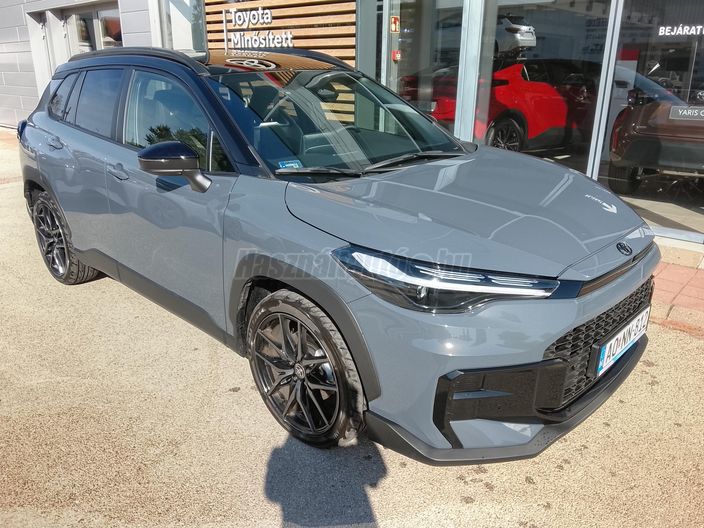TOYOTA COROLLA CROSS 2.0 Hybrid GR Sport e-CVT