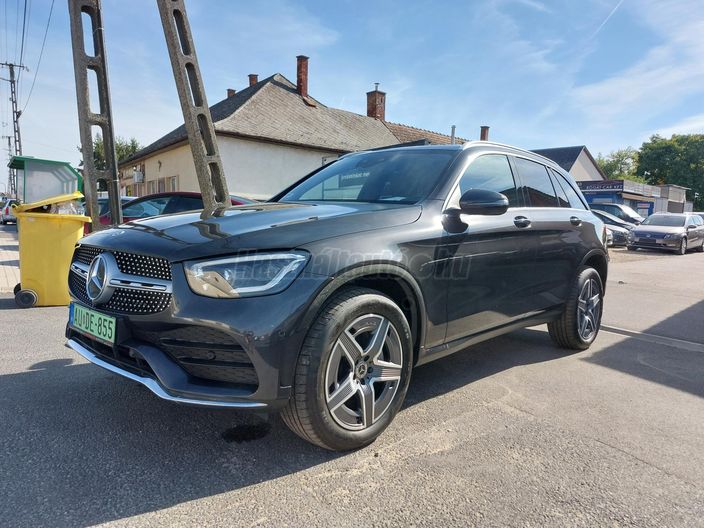 MERCEDES-BENZ GLC 300 de 4Matic 9G-TRONIC Plug-in hybrid