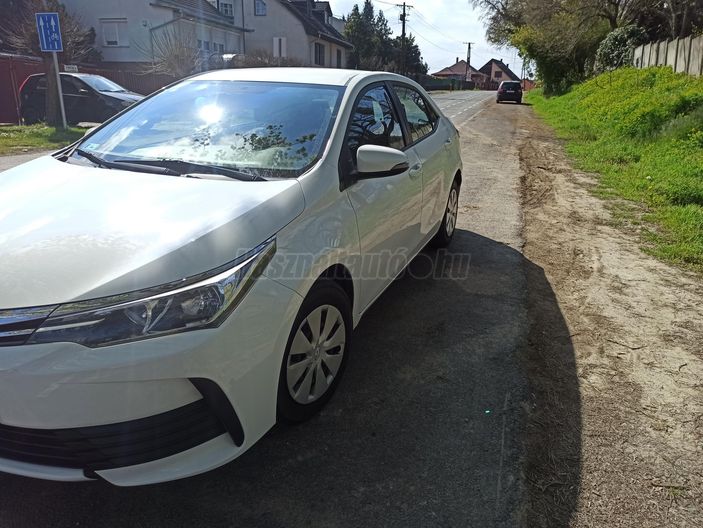 TOYOTA COROLLA Sedan 1.6 Active Comfort