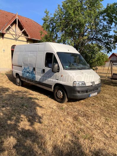 PEUGEOT BOXER