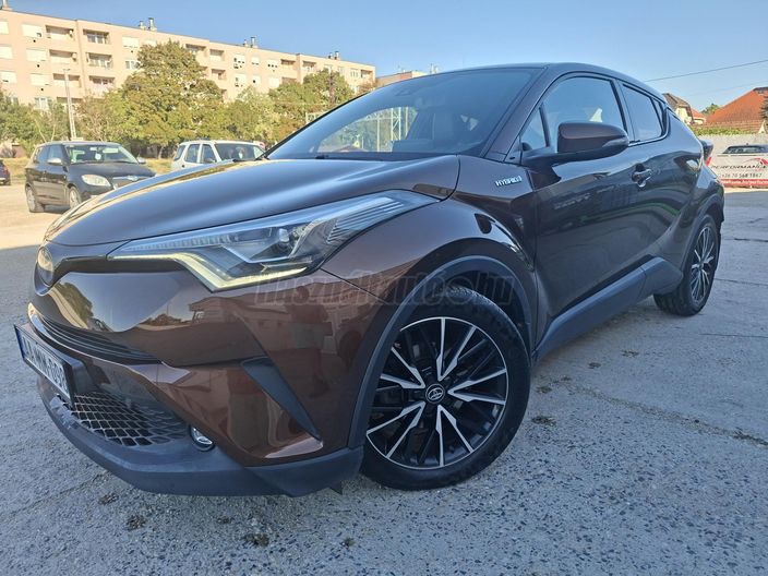 TOYOTA C-HR 1.8 Hybrid Executive LED e-CVT