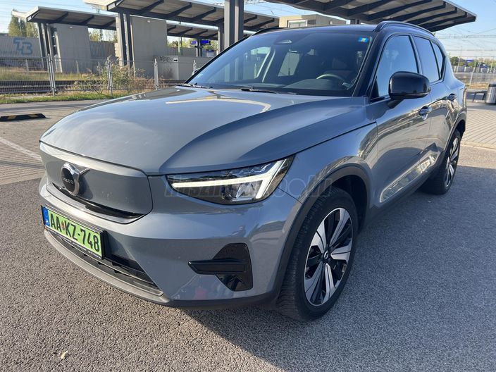 VOLVO XC40 Recharge Core