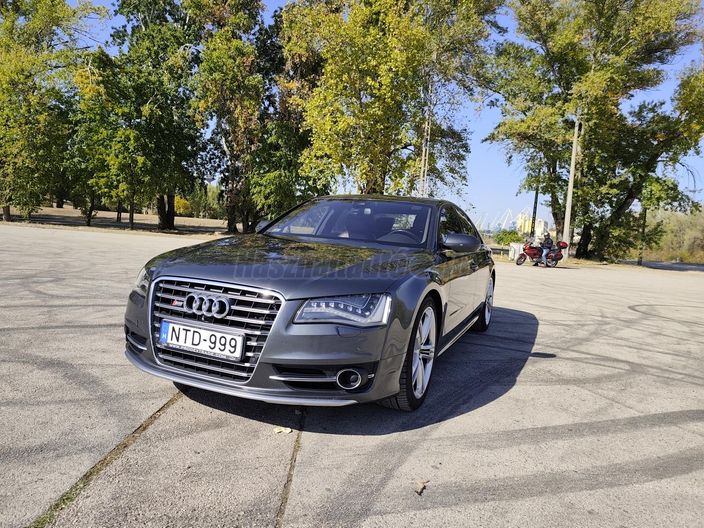 AUDI S8 4.0 V8 TFSI Bi-Turbo quattro Tiptronic ic
