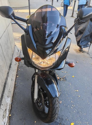 SUZUKI GSF 650 S