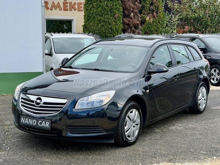 OPEL INSIGNIA Sports Tourer 1.8 Cosmo