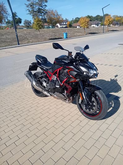KAWASAKI Z 1000