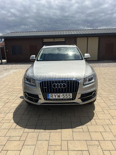 AUDI Q5 3.0 TDI quattro S-tronic