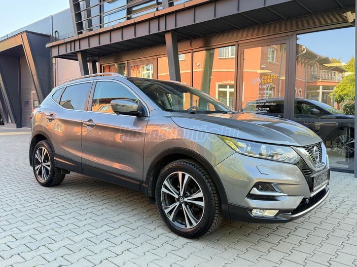 NISSAN QASHQAI 1.3 DIG-T Tekna+