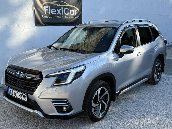 SUBARU FORESTER 2.0 e-Boxer Platinum CVT