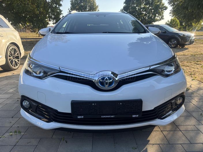 TOYOTA AURIS Touring Sports 1.8 HSD Executive MY17 Prestige Skyview (Automata)
