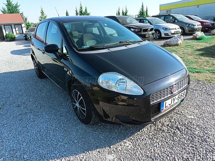 FIAT PUNTO Grande 1.4 8V Dynamic