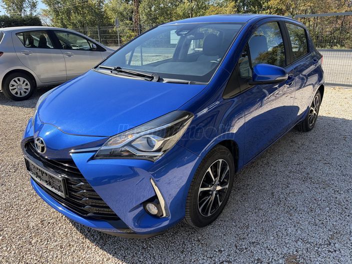 TOYOTA YARIS 1.5 Dual VVT-iE Selection Smart Blue