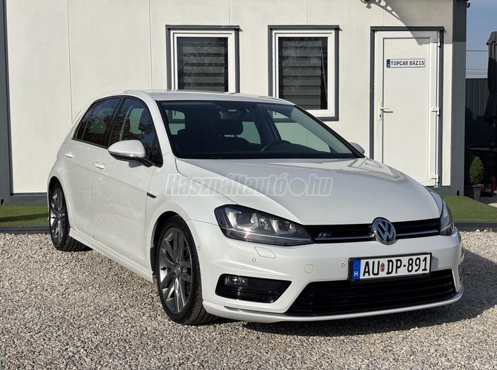 VOLKSWAGEN GOLF VII