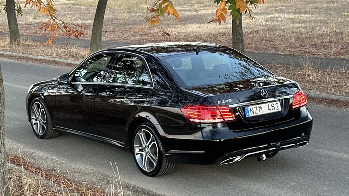 MERCEDES-BENZ E 220 BlueTEC (BlueEFFICIENCY) Avantgarde (Automata)