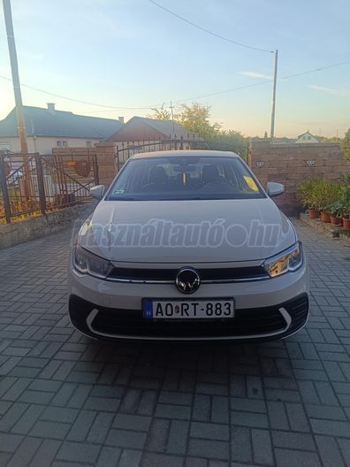 VOLKSWAGEN POLO VI 1.0 MPI Trend