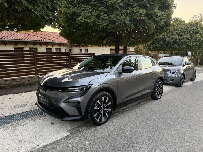 RENAULT MEGANE E-Tech electric EV60 Iconic