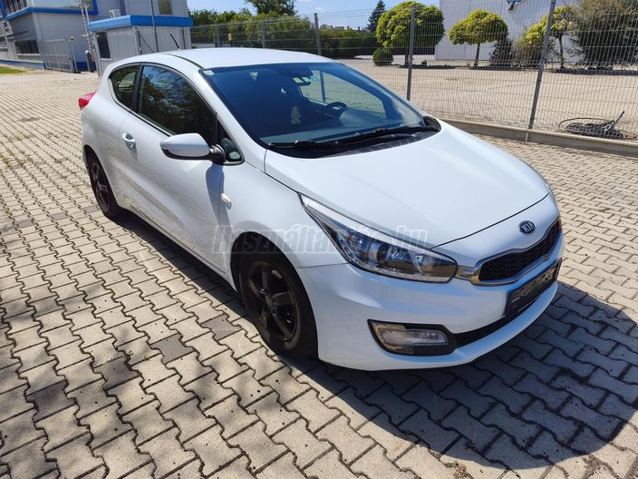KIA PRO CEE'D 1.4 CVVT EX