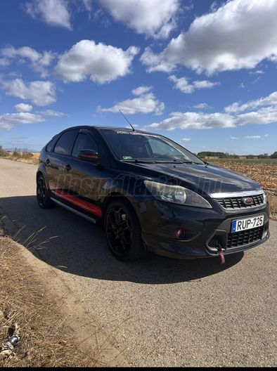 FORD FOCUS 2.0 Ghia