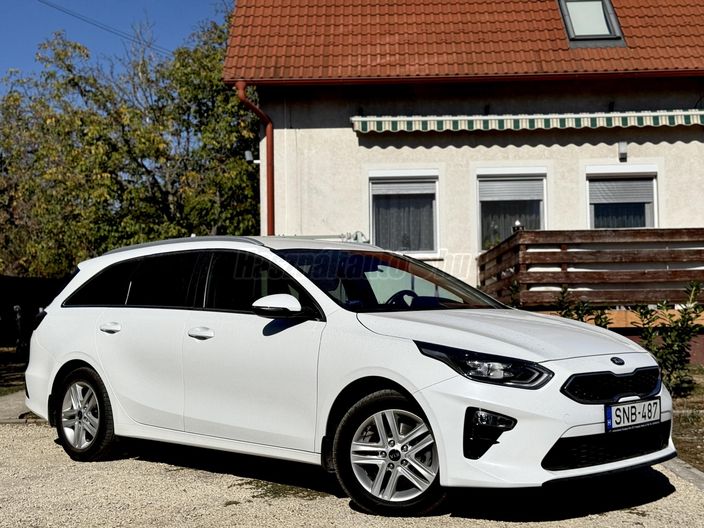 KIA CEE'D Ceed SW 1.4 T-GDI Gold DCT