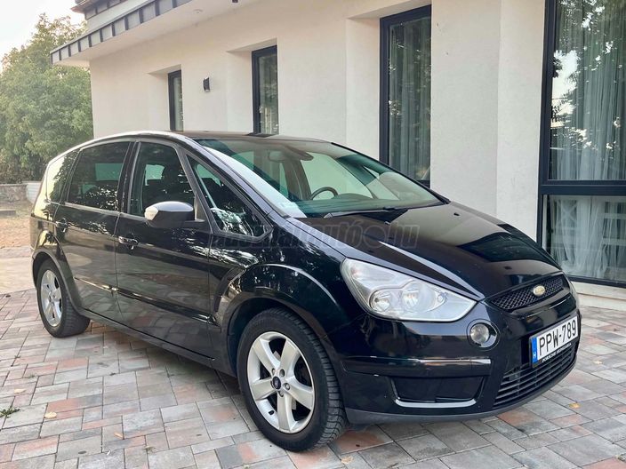 FORD S-MAX 2.0 TDCi Titanium