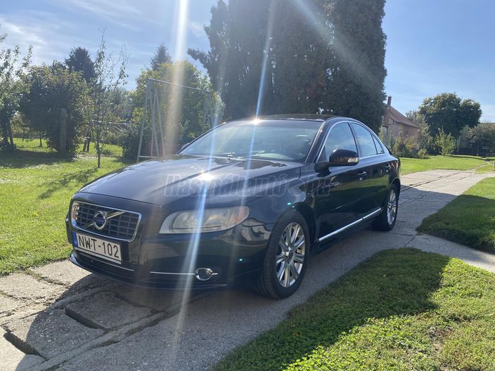 VOLVO S80 2.0 D [D3] Momentum
