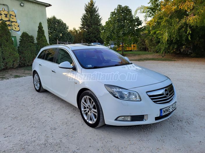 OPEL INSIGNIA Sports Tourer 2.0 CDTI Cosmo