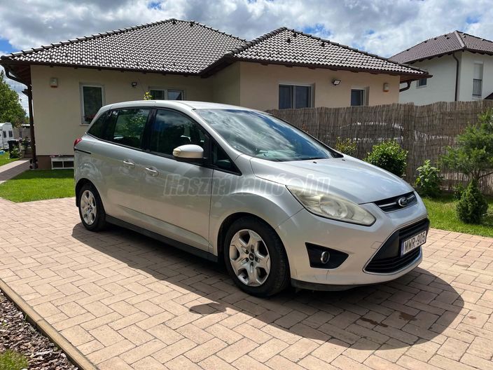 FORD C-MAX Grand 2.0 TDCi Champions [7 személy]