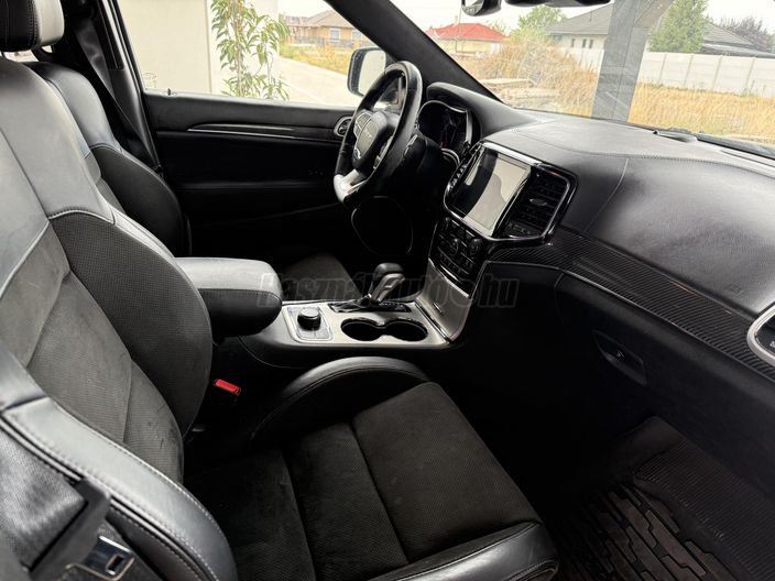 JEEP GRAND CHEROKEE 6.4 V8 HEMI SRT (Automata)