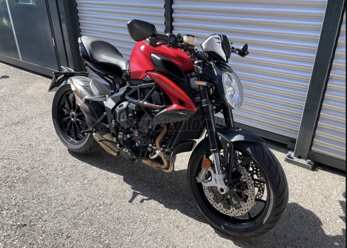 MV AGUSTA DRAGSTER RR