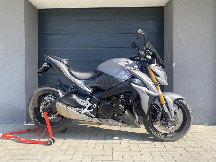 SUZUKI GSX-S 1000