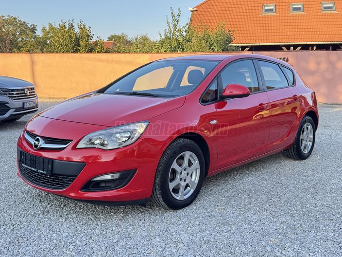 OPEL ASTRA J 1.4 Enjoy