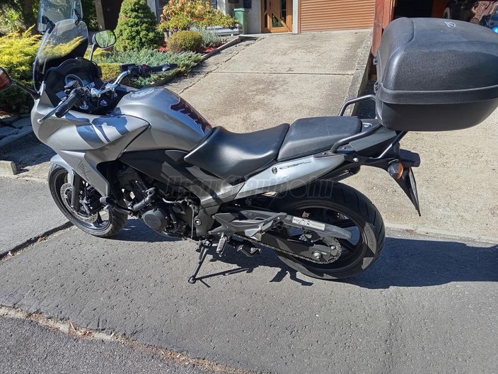 HONDA CBF 1000