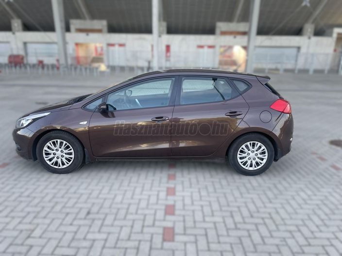 KIA CEE'D 1.4 CVVT LX