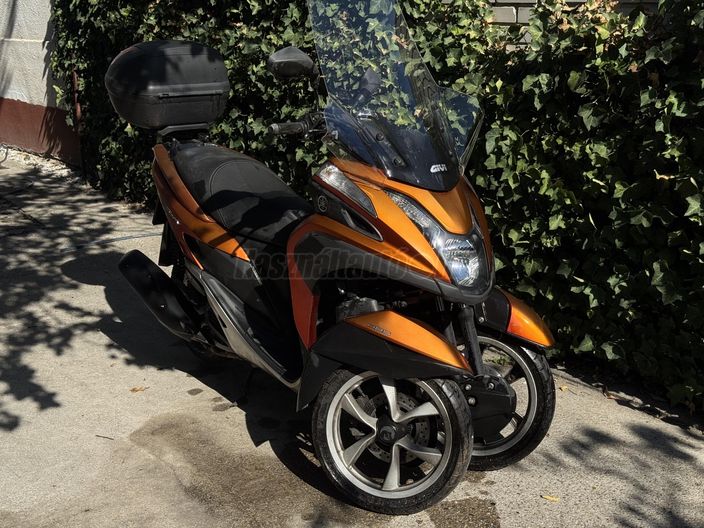 YAMAHA TRICITY 125