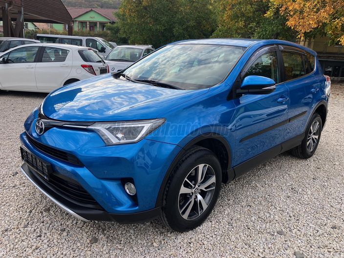 TOYOTA RAV 4 Rav4 2.0 D-4D Active 2WD