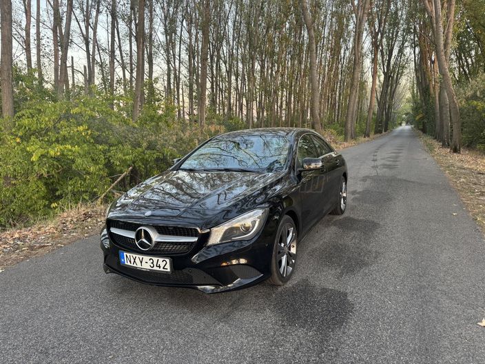 MERCEDES-BENZ CLA 220 CDI d 7G-DCT