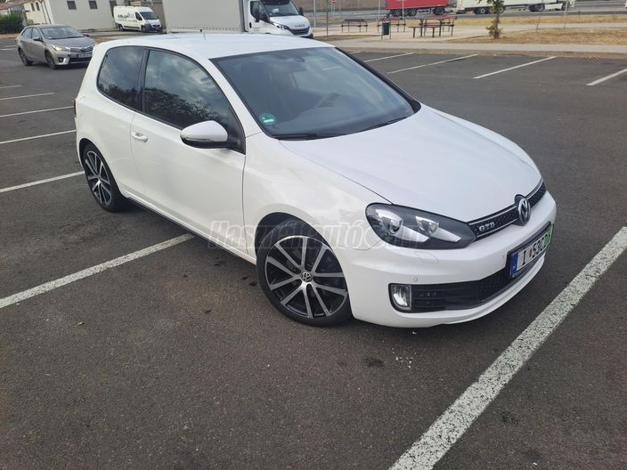 VOLKSWAGEN GOLF VI 2.0 TDI GTD