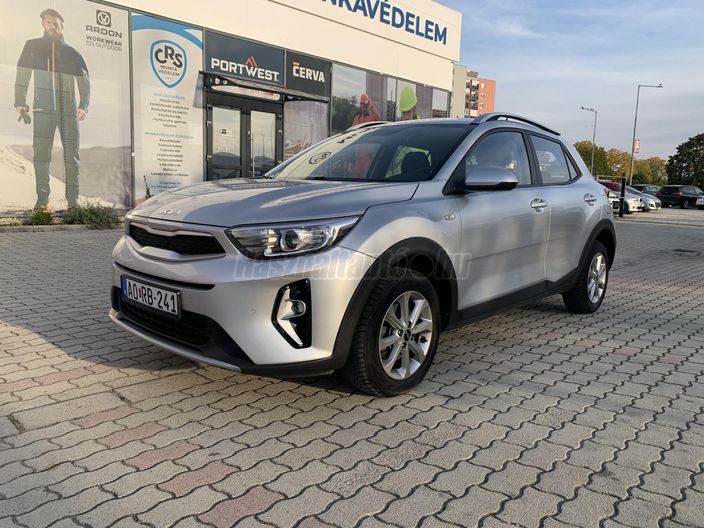 KIA STONIC 1.2 DPI Silver