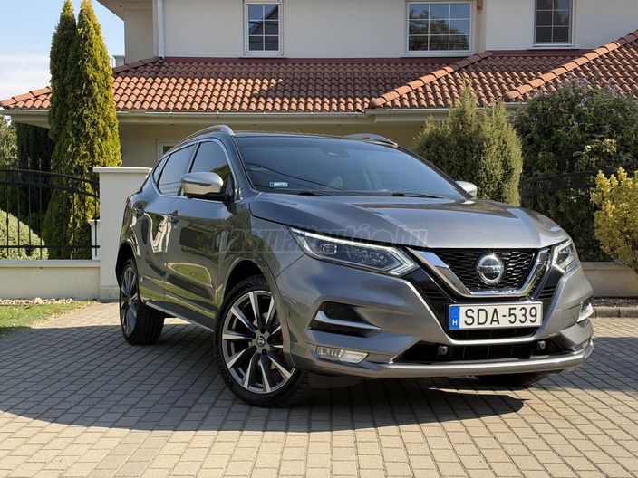 NISSAN QASHQAI 1.3 DIG-T Tekna+ DCT