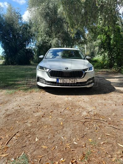SKODA OCTAVIA Combi 2.0 TDI SCR Ambition DSG