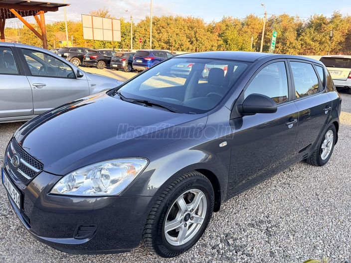 KIA CEE'D 1.6 CRDi EX