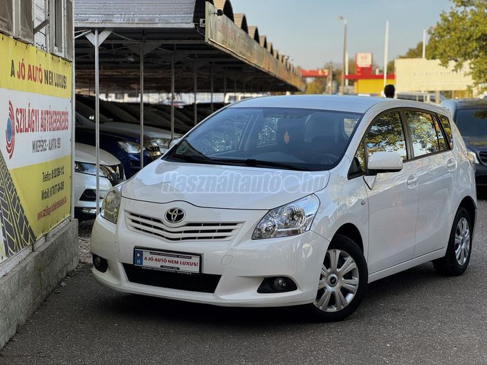 TOYOTA VERSO 2.0 D-4D Sol