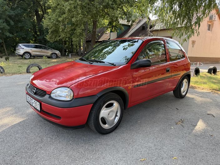 OPEL CORSA B 1.2 16V Swing