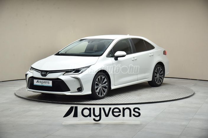 TOYOTA COROLLA Sedan 1.6 Comfort Style Tech