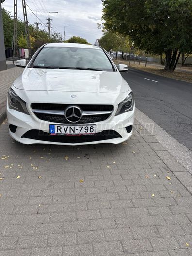 MERCEDES-BENZ CLA 180 Urban