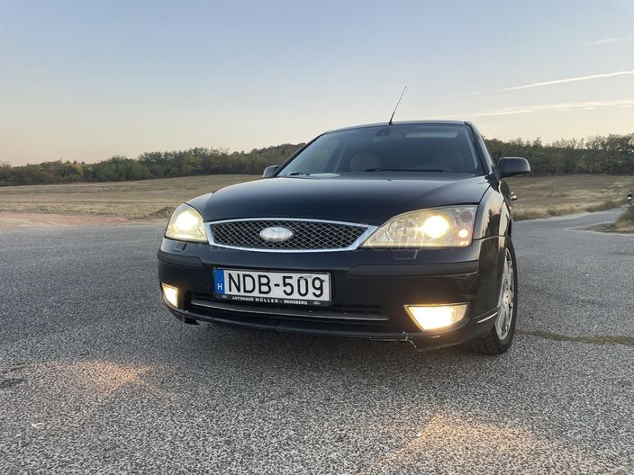 FORD MONDEO 2.5 V6 Ghia (Automata)