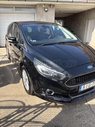 FORD S-MAX 2.0 TDCi Titanium