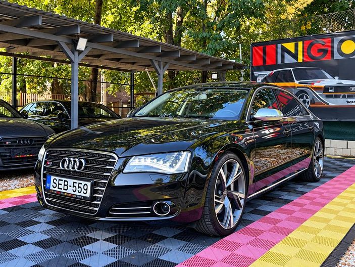 AUDI A8 4.0 V8 TFSI quattro Tiptronic ic Lang