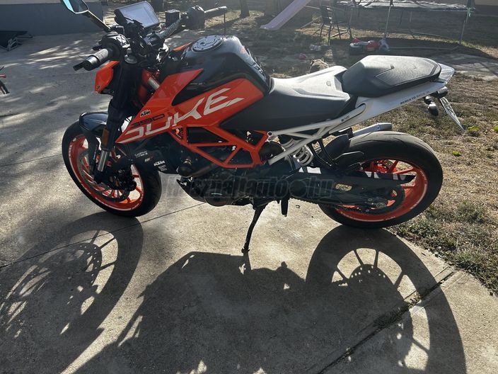 KTM 390 DUKE