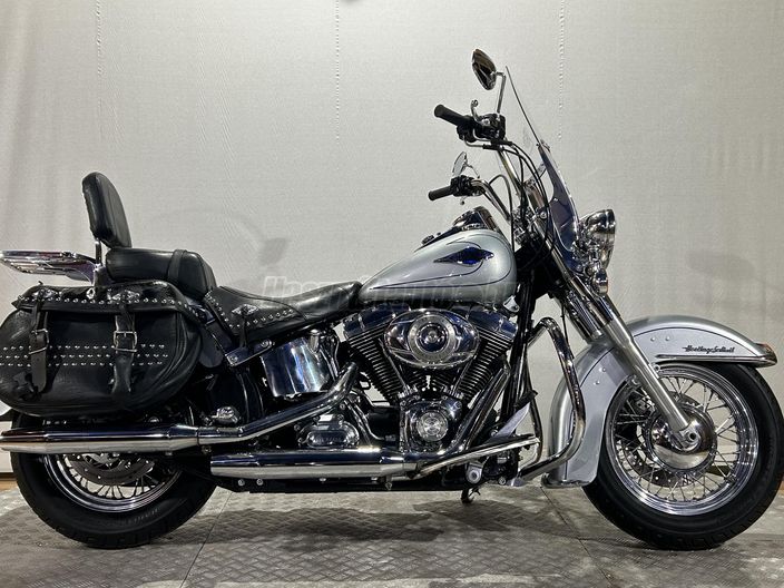 HARLEY-DAVIDSON HERITAGE SOFTAIL CLASSIC